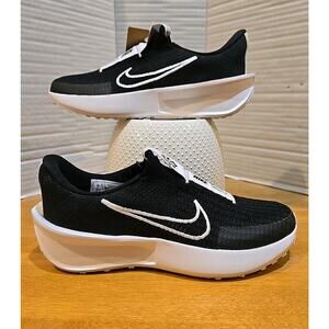 Nike Interact Run Easy On Women's Running Shoes NWT Comfort Athleisure Sz 7